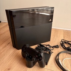 PS4 本体の画像
