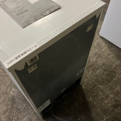 ハイセンス　ノンフロン冷凍庫　HF-A61W  2023年製の画像