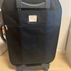 キャリーケースの画像