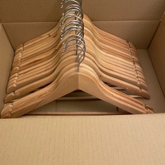 木製ハンガー 美品 お譲りしますの画像