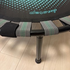 室内使用トランポリン　運動　の画像