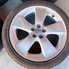 トヨタ純正17インチ プリウス ツーリング 215/45R17 SAIの画像