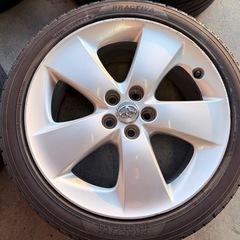 トヨタ純正17インチ プリウス ツーリング 215/45R17 SAIの画像