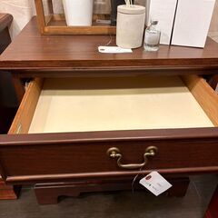 アメリカ製　ナイトキャビネット　飾り棚　ヴィンテージの画像