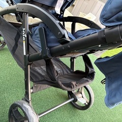 2人乗りベビーカー　joie
の画像