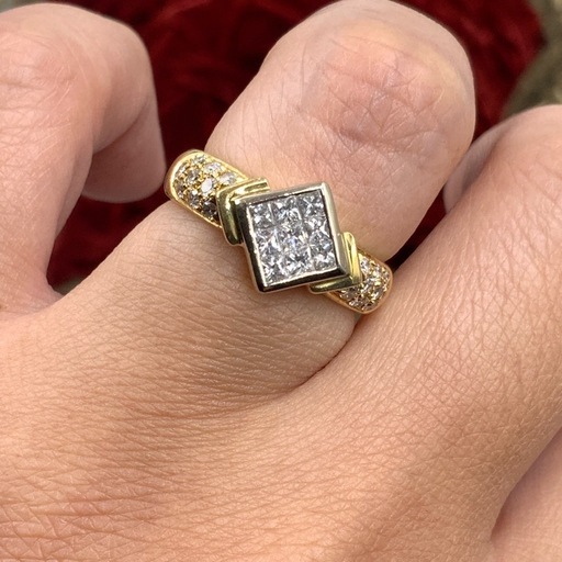 K18 デザイン　ダイヤリング　7.3g 約13号　0.8ct