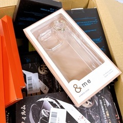 段ボール一箱　1000円　強化ガラス　携帯ケース　まとめてどうぞの画像