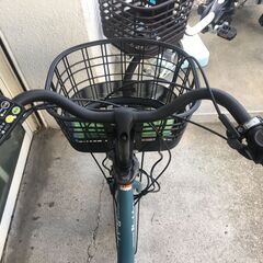 地域限定送料無料　ヤマハ　パスバビー　子供乗せ　15,4AH　三人乗り　青系　ビッケ　ギュットアニーズ　神戸市　電動自転車　の画像
