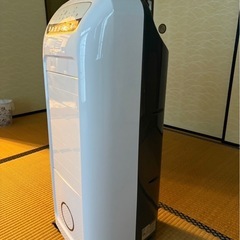 加湿機能付 温冷風扇　「ヒート&クール」 
の画像