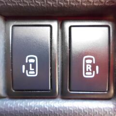 🍁ローン通りやすいです🍁審査する価値あり❗️修復歴無　平成27年ソリオ　S-DJEレーダーブレーキサポートⅡ　クルーズコントロール　両側パワースライドドア　ケンウッドメモリーナビ　ワンセグTV　バックカメラ　スマートキー　ETC　予備検査付の画像