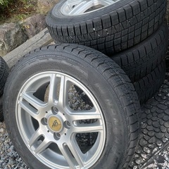 175/65/14 スタッドレス　4本セットの画像