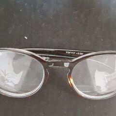 ★used   老眼鏡  × 4 本まとめ　メガネ　+2.5～3.0　シニアグラス　の画像