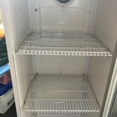 冷蔵庫サンヨーの画像