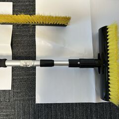 スノーブラシ　　スーパー伸縮ジャンボロングブラシと　ノーマルブラシ　2本セットの画像
