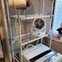 [無料] 物干しラック（拡張式／ハンガー掛けスペースあり／高さ182cm）の画像