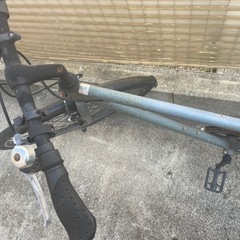 自転車　　クロスバイクの画像