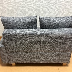 無料】グレー 1〜1.5人掛けソファ（片肘タイプ） 引き取り限定の画像