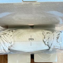 3D立体 サージカルマスク 色：ベージュ　（1箱あたり30枚入）の画像