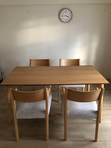 【⭐️2025年6月購入、ほぼ新品】ダイニングテーブル+チェアセット