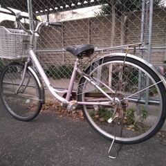 ２６インチのママチャリです。　内装３段ギア付、後タイヤ新品交換済みです。の画像