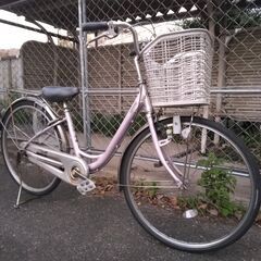 ２６インチのママチャリです。　内装３段ギア付、後タイヤ新品交換済みです。の画像