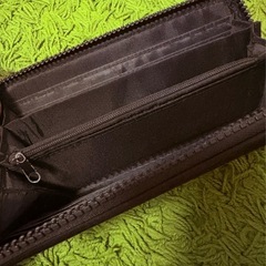 🖤✨シンプル＆おしゃれなブラック布製長財布✨美品♡まだまだ活躍！お出かけに便利なコンパクトサイズ💛【長財布／黒／布製／お手頃価格200円】の画像