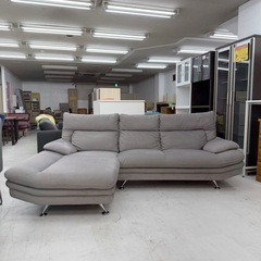 【超美品‼️】定価15万♪レイコージャパン 230cm幅3人掛けカウチソファ ビロード調撥水生地 ライトグレー♪の画像