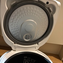 東芝炊飯器5.5合の画像