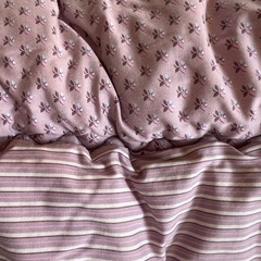 こたつ布団とこたつ敷布団の画像