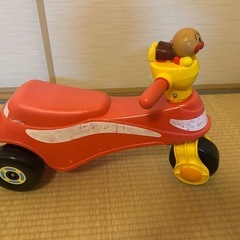 わんわんとアンパンマン の乗り物の画像