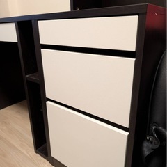 【お譲り先決定取引中】パソコンデスク・勉強机の画像