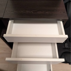 【お譲り先決定取引中】パソコンデスク・勉強机の画像