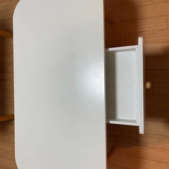 テーブルの画像