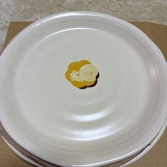 ポンデリングの陶器の皿の画像