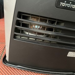 灯油ストーブの画像