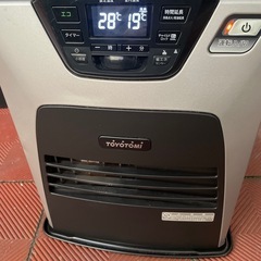 灯油ストーブの画像