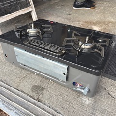 お引取り限定 美品 15年製 リンナイ 都市ガス用コンロ 2口ガステーブル RT31NHS-R 右強火 グリル未使用の画像