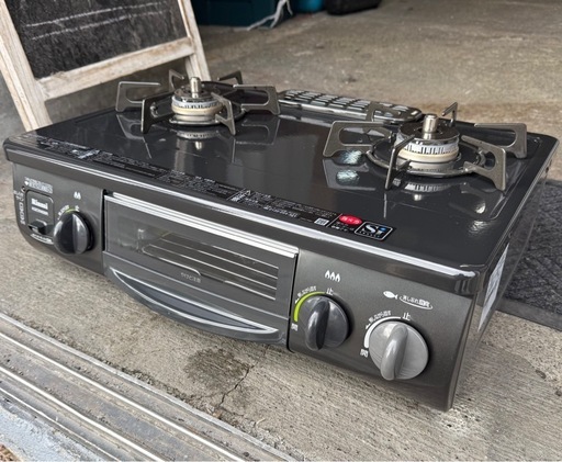 お引取り限定 美品 15年製 リンナイ 都市ガス用コンロ 2口ガステーブル RT31NHS-R 右強火 グリル未使用