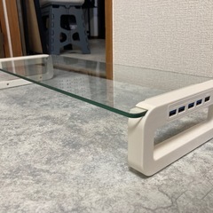 モニター台　強化ガラス　ホワイト　DREAMSOULE製の画像