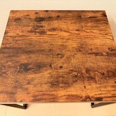 【ニトリ】サイドテーブルの画像