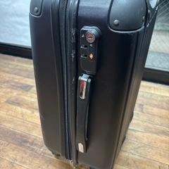 キャリーケース 小バッグ・鍵付きの画像