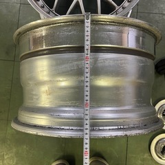 ドリケツ　ザウバー　18インチ  ホイール　9.5Jだったと思います。の画像