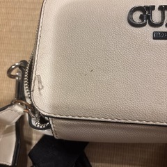 guessのバッグ（ジャンク品）の画像