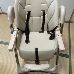 ベビーチェアの画像