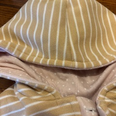 ベージュ、ピンク　リバーシブルポンチョの画像