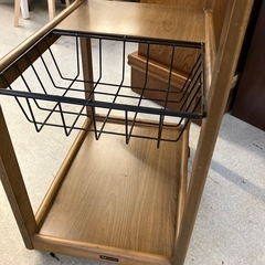 A2511-250 木製キッチンワゴン スチールメッシュ 2段 キズ汚れ有りの画像