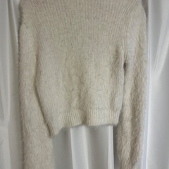 ZARA ホワイト　セーター　カーディガン　Sの画像