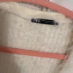 ZARA ホワイト　セーター　カーディガン　Sの画像