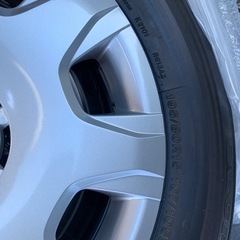 ハイエース　ダークプライムS 新車外し　ブリヂストン 195/80R15 LT 107/105N 4本セット純正ホイールナット付き
の画像
