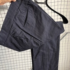 ユニバーサルランゲージ冬物スーツの画像